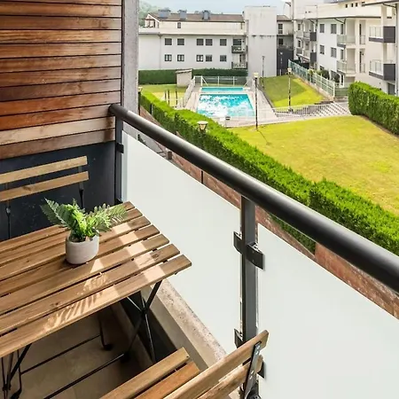 Bonito Piso Con Piscina Y Garaje * 拉马莱斯德拉维克托里亚