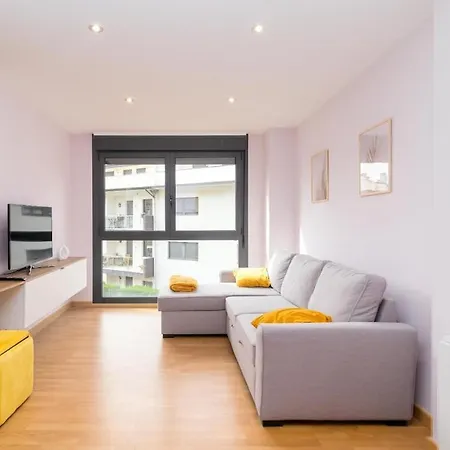 Bonito Piso Con Piscina Y Garaje * Ramales de la Victoria