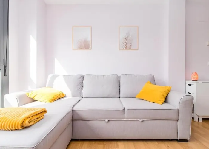 Bonito Piso Con Piscina Y Garaje Ramales de la Victoria