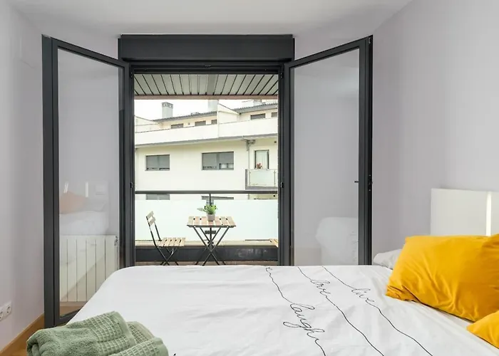 Lägenhet Bonito Piso Con Piscina Y Garaje Ramales de la Victoria